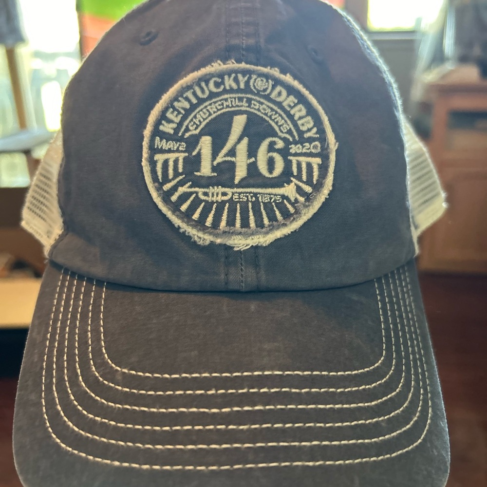 Kentucky Derby baseball cap.  Brand:47